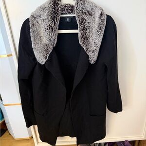 JNY Jones New York Black Wool Coat Faux Fur Collar Open Front Size S